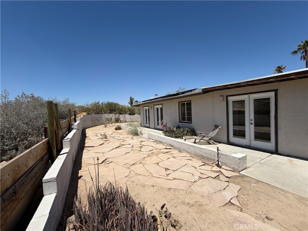 5605 Oasis Property Photo 22