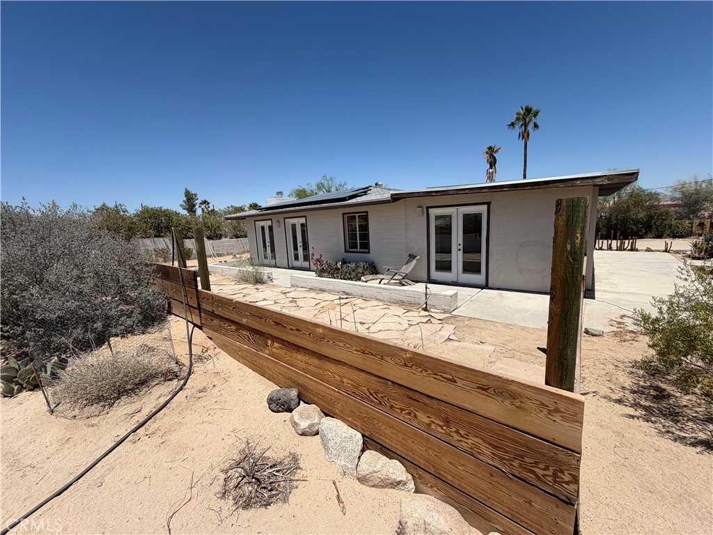 5605 Oasis Property Photo 23