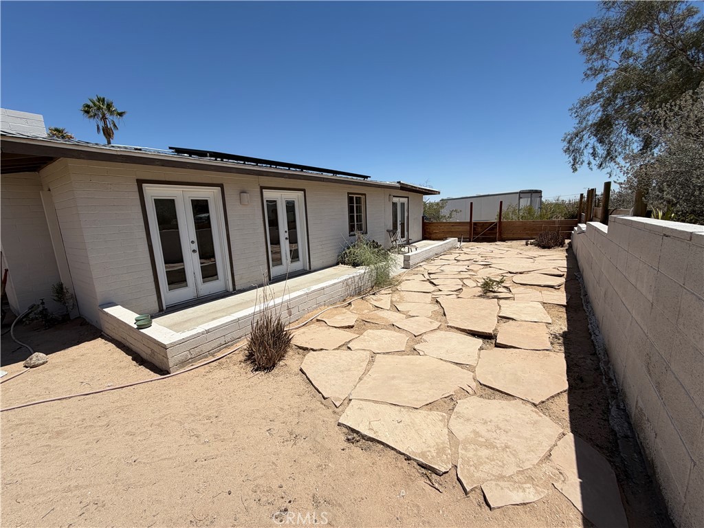 5605 Oasis Property Photo 24