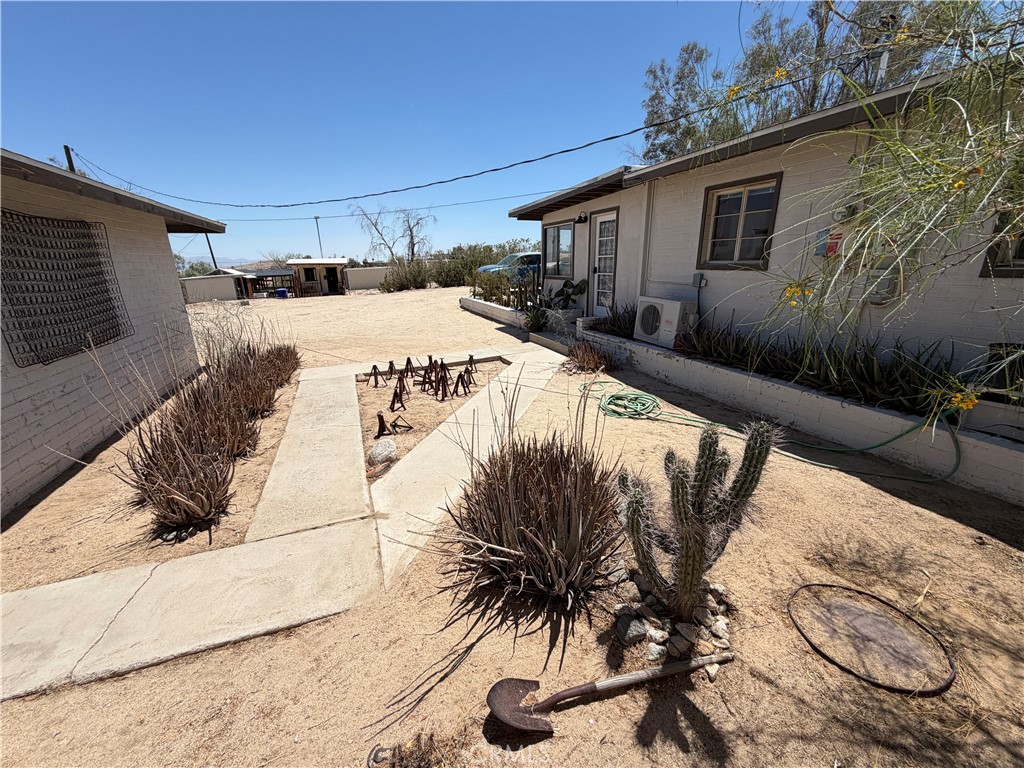 5605 Oasis Property Photo 27