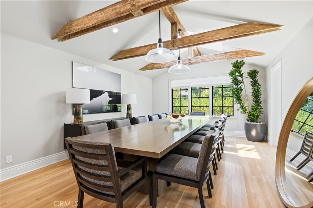 5460 Round Meadow Property Photo 9