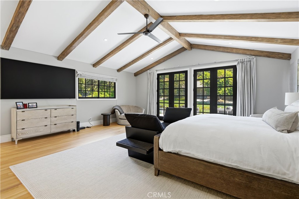 5460 Round Meadow Property Photo 12