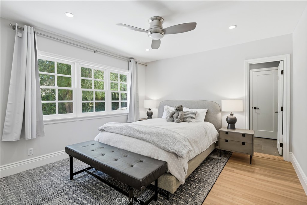 5460 Round Meadow Property Photo 16