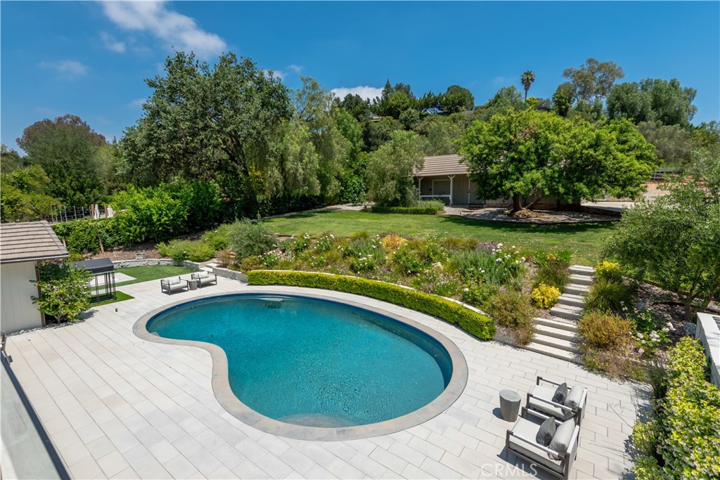 5460 Round Meadow Property Photo 21