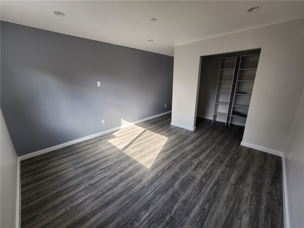 9033 Lindley Avenue Property Photo 22