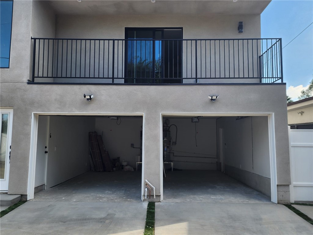 9033 Lindley Avenue Property Photo 27