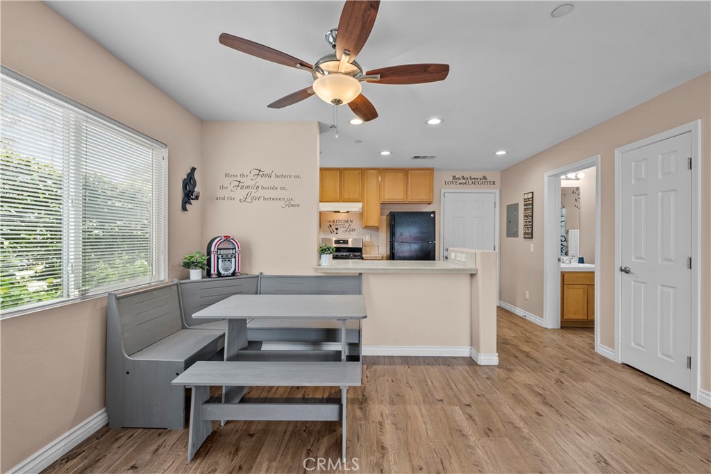 14552 Foothill Property Photo 8