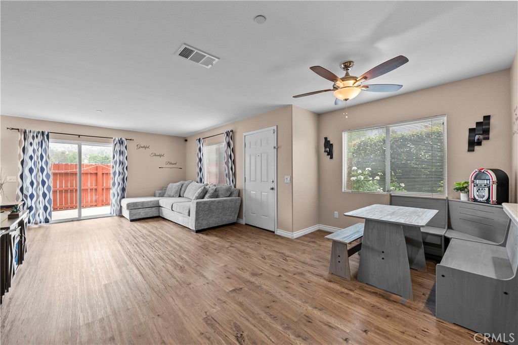 14552 Foothill Property Photo 10