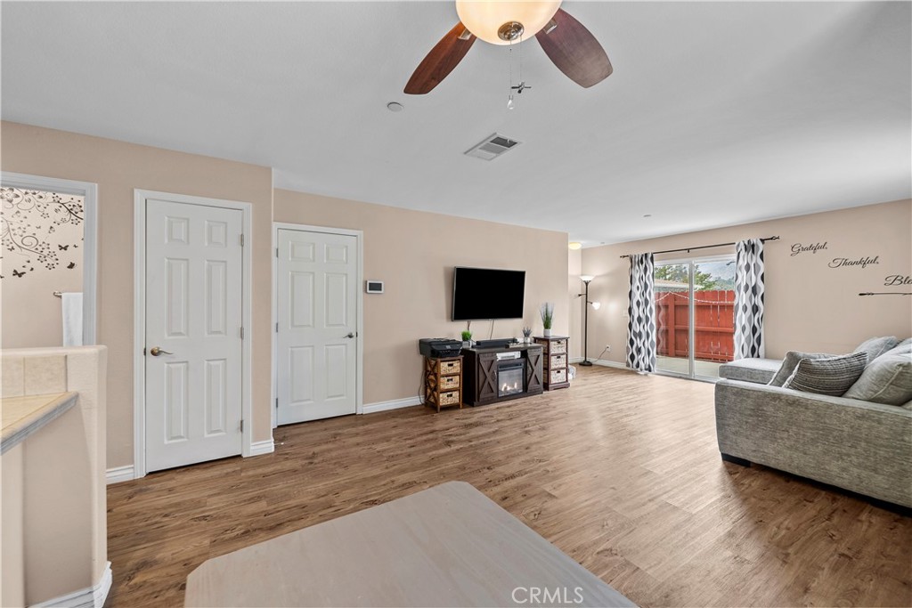14552 Foothill Property Photo 18
