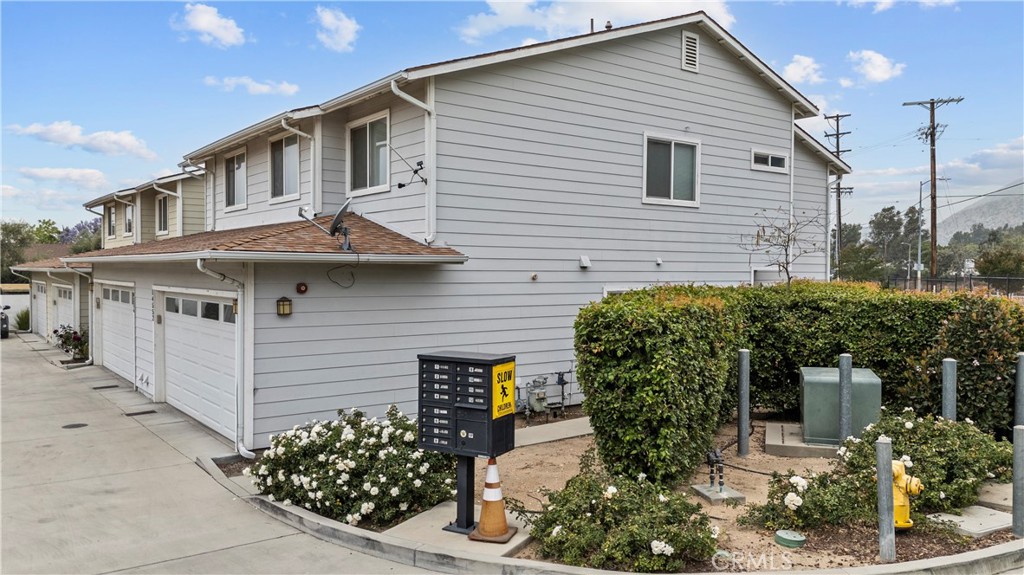 14552 Foothill Property Photo 38