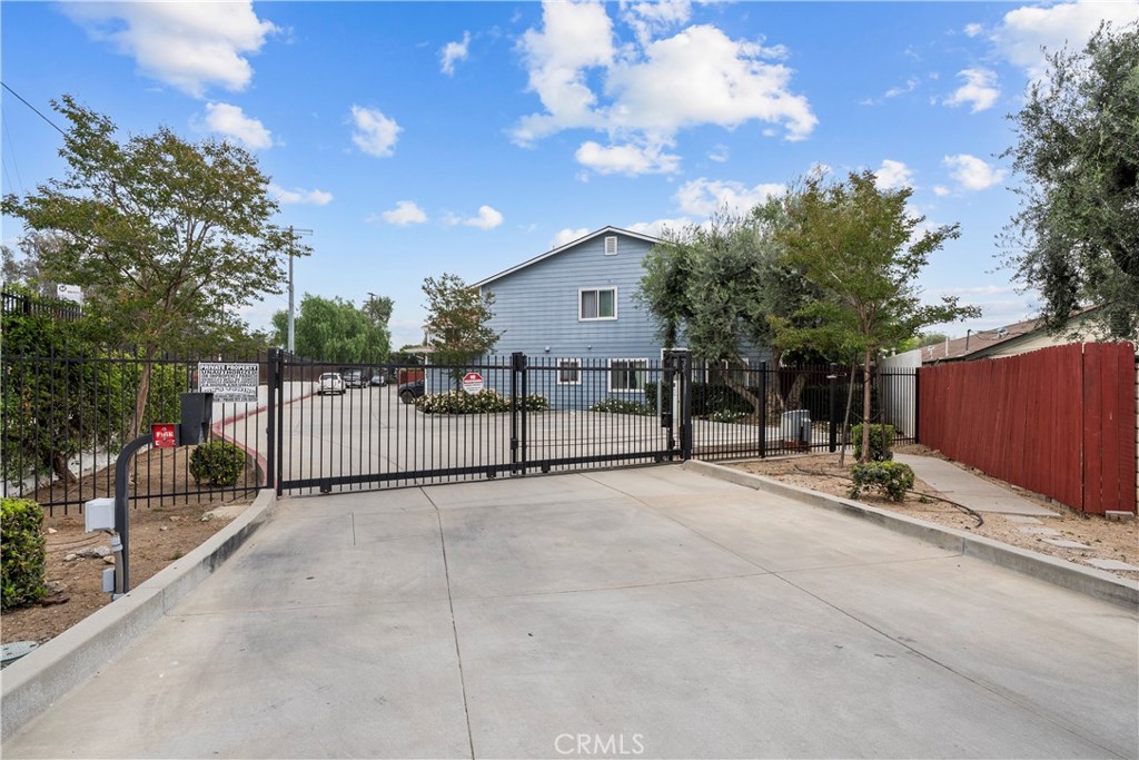 14552 Foothill Property Photo 40