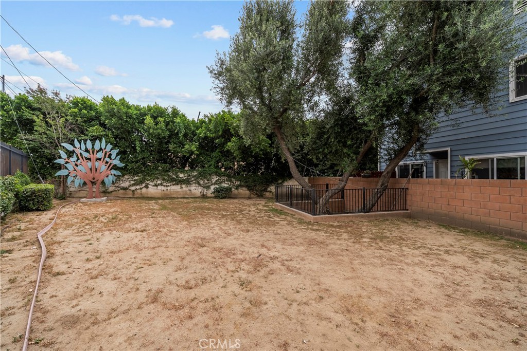 14552 Foothill Property Photo 41