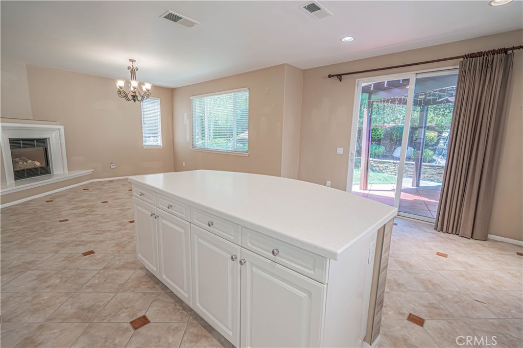 28437 Lobelia Property Photo 8