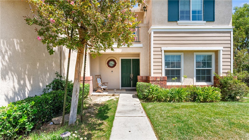 5739 Avenida Entrada Property Photo 5