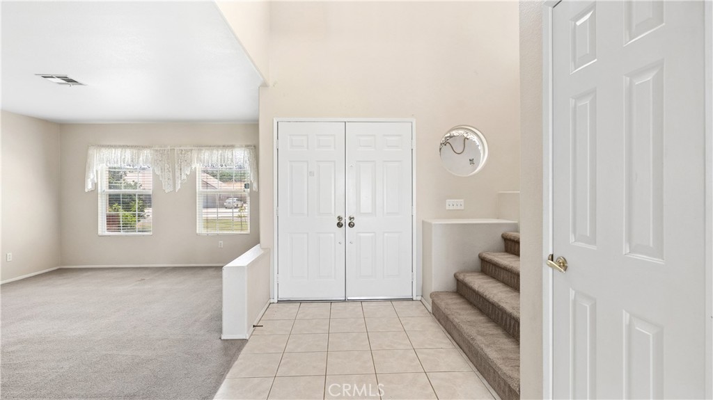5739 Avenida Entrada Property Photo 8