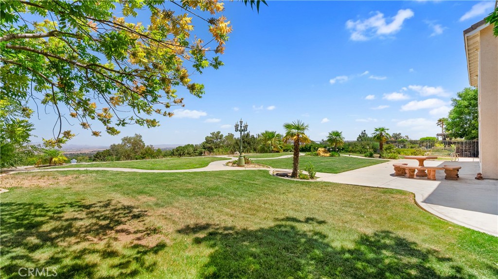 5739 Avenida Entrada Property Photo 43
