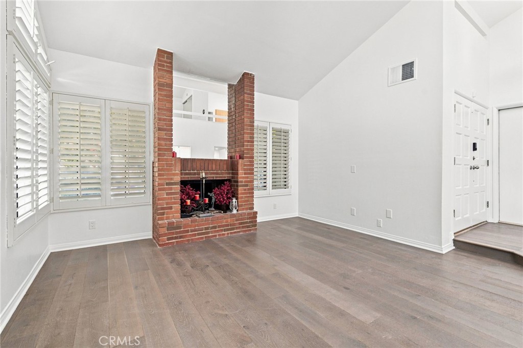 4033 Lamarr Ave. Property Photo 8