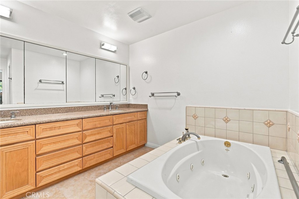4033 Lamarr Ave. Property Photo 20