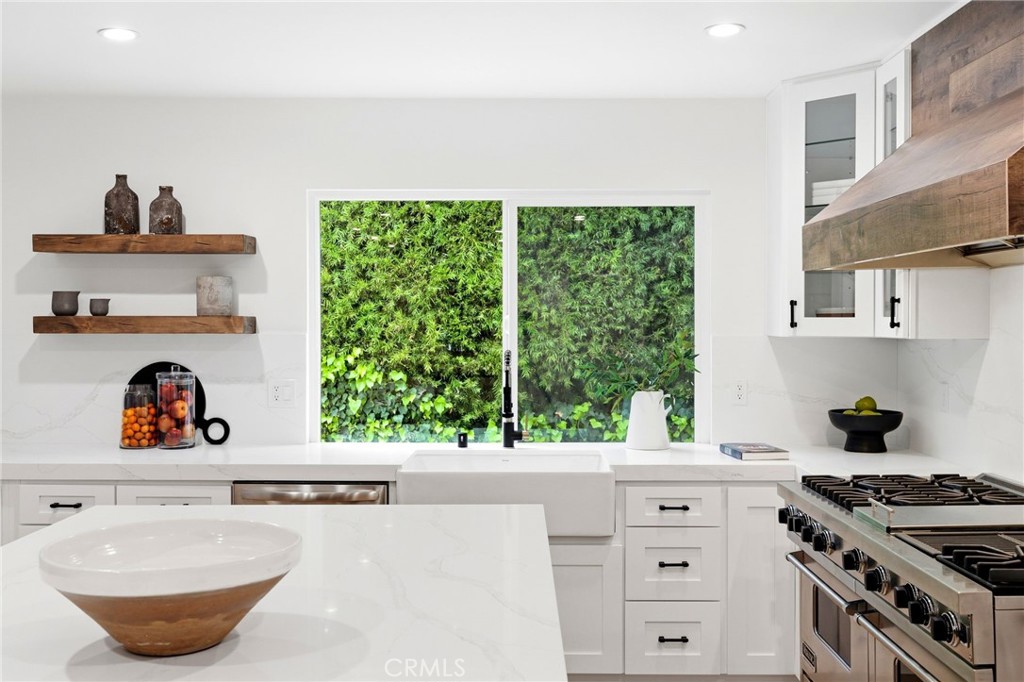 6317 Orion Property Photo 15