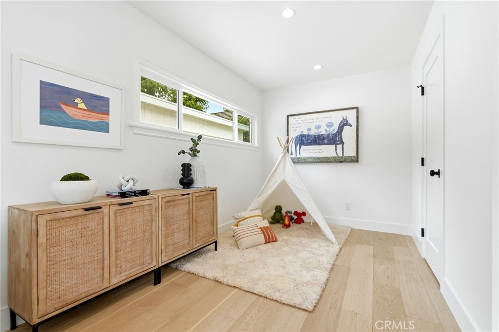 6317 Orion Property Photo 31