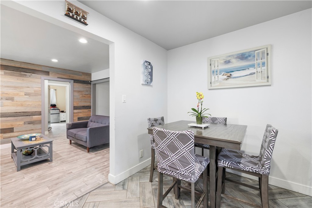 15517 S Denver Property Photo 14