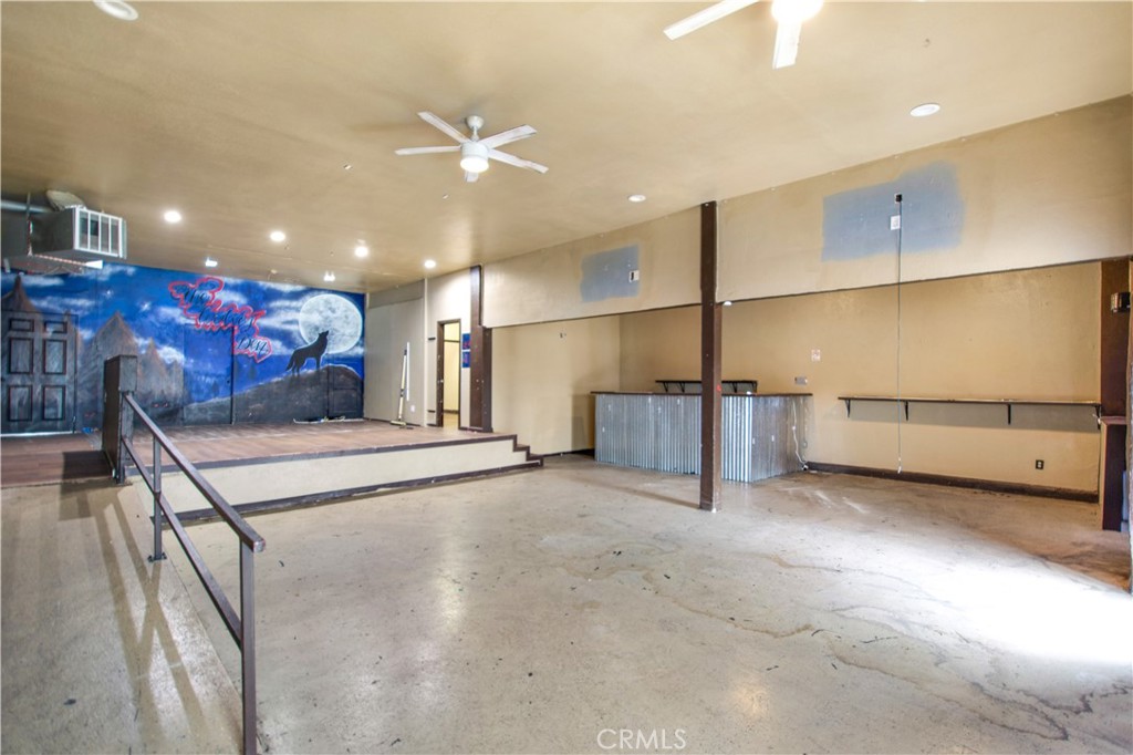 1520 W Florence Property Photo 6