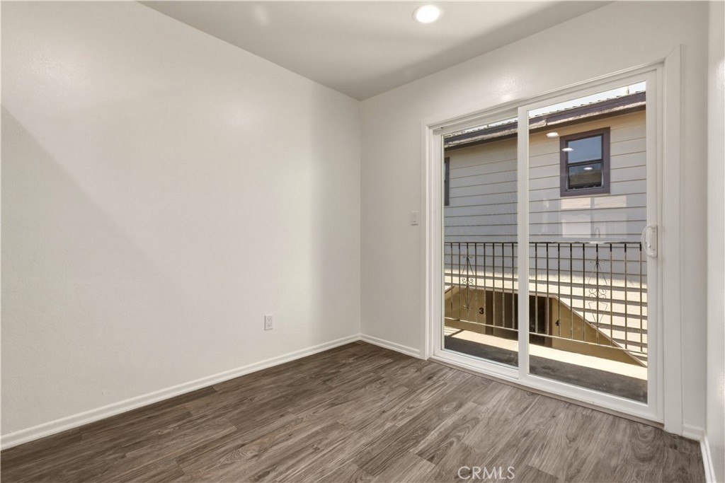 1155 Linden Avenue 7 Property Photo 4