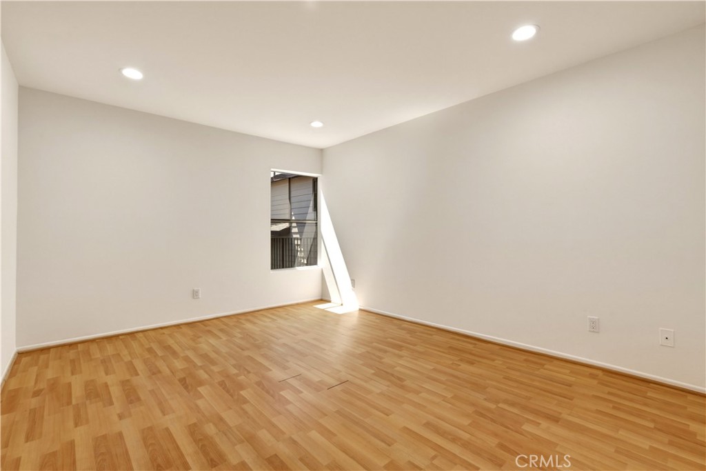 1155 Linden Avenue 7 Property Photo 13