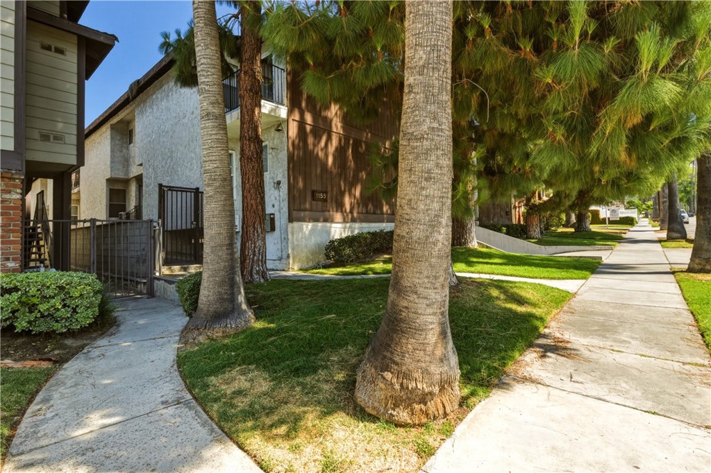 1155 Linden Avenue 7 Property Photo 14