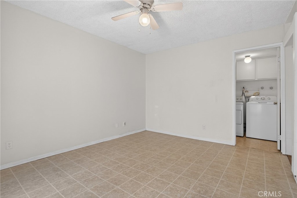 216 W Tujunga A Property Photo 14