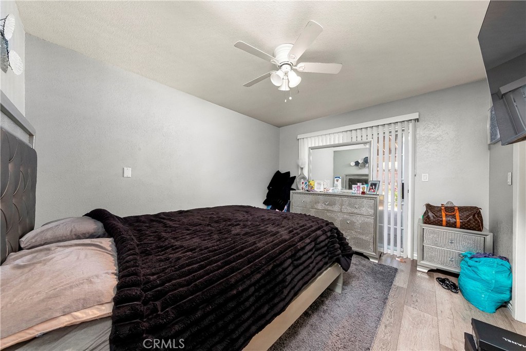 45046 18th W Property Photo 8