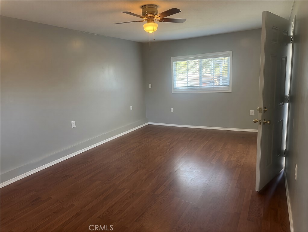 45046 18th W Property Photo 17