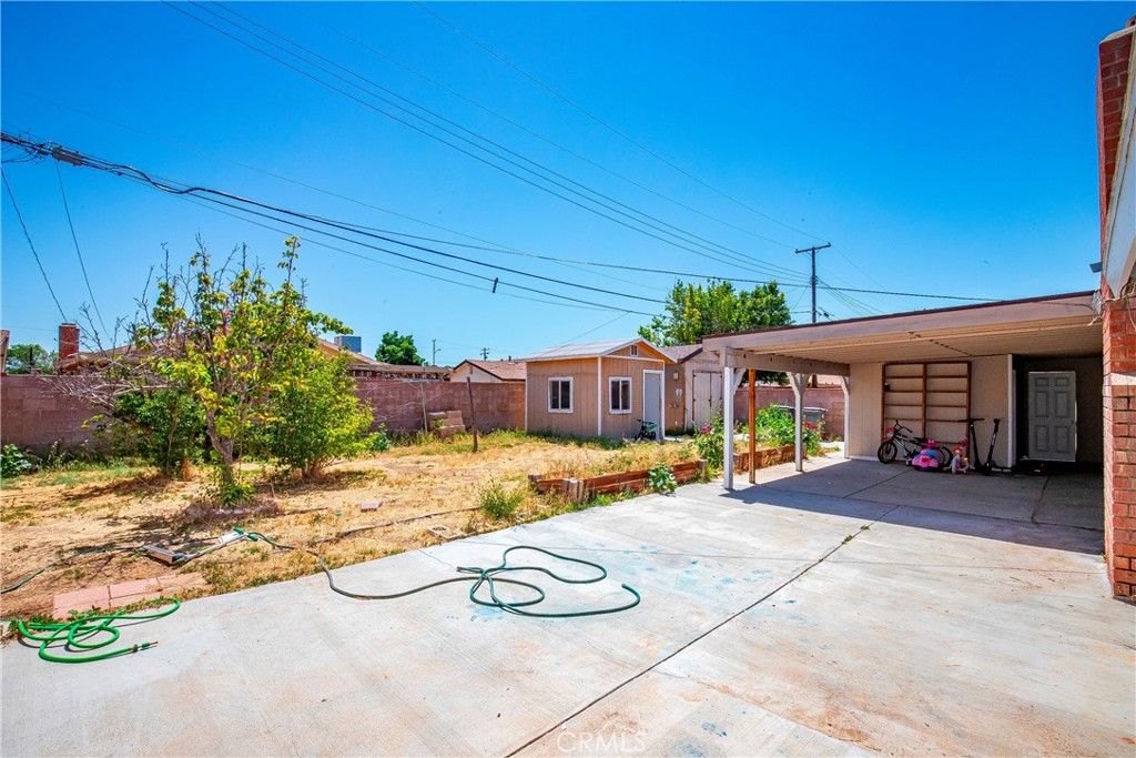 45046 18th W Property Photo 18