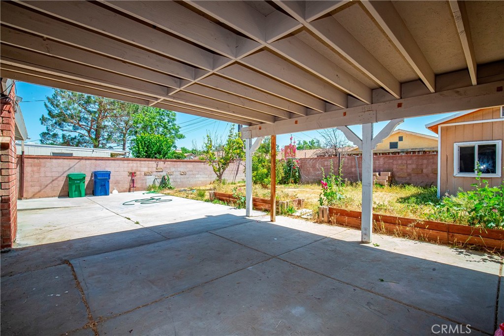 45046 18th W Property Photo 20