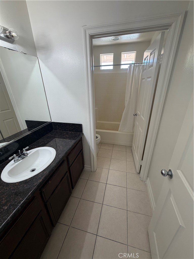 15147 Paddock Property Photo 5