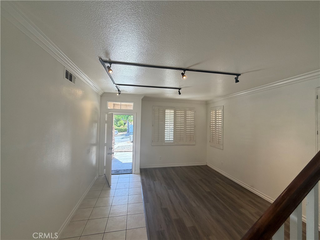 15147 Paddock Property Photo 14