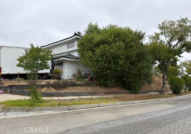 14551 Eadbrook Property Photo 4