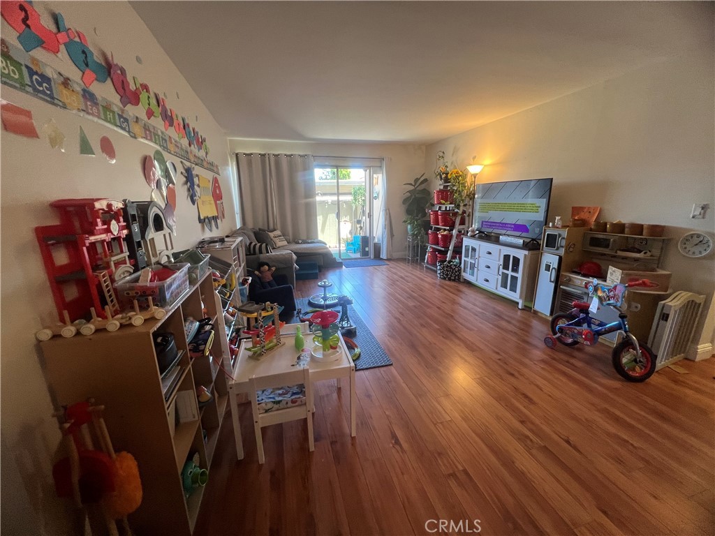 25735 Hogan Drive E3 Property Photo 8