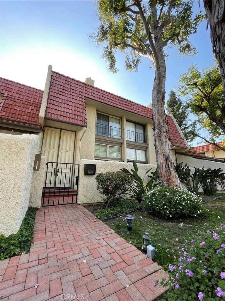 6207 1/2 Nita Property Photo 1