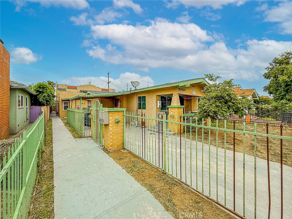 1403 Lemon Avenue Property Photo 3