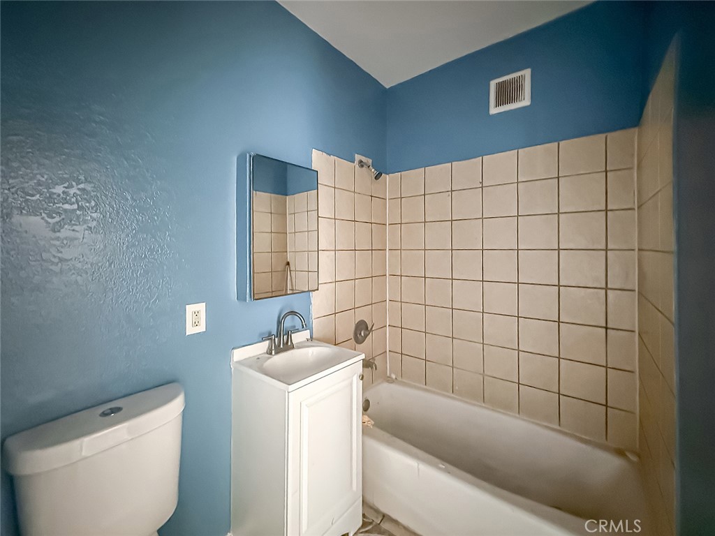 1403 Lemon Avenue Property Photo 7