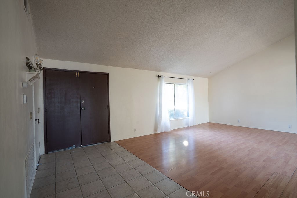 37406 3rd E Property Photo 5