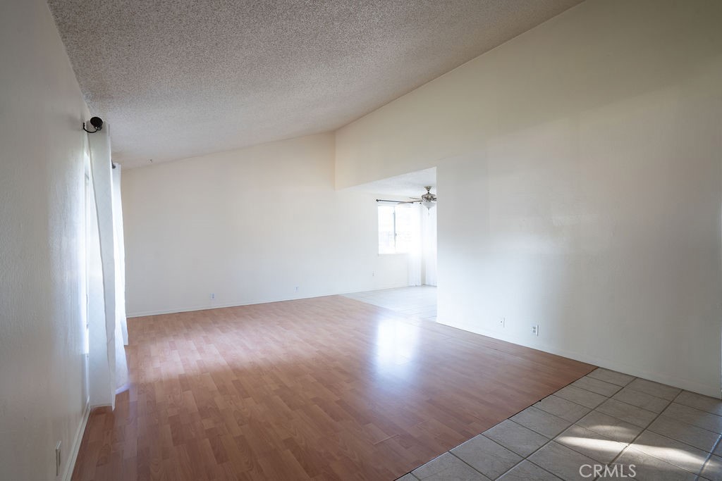 37406 3rd E Property Photo 7