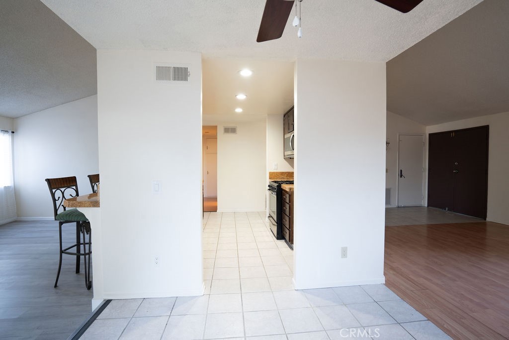 37406 3rd E Property Photo 10