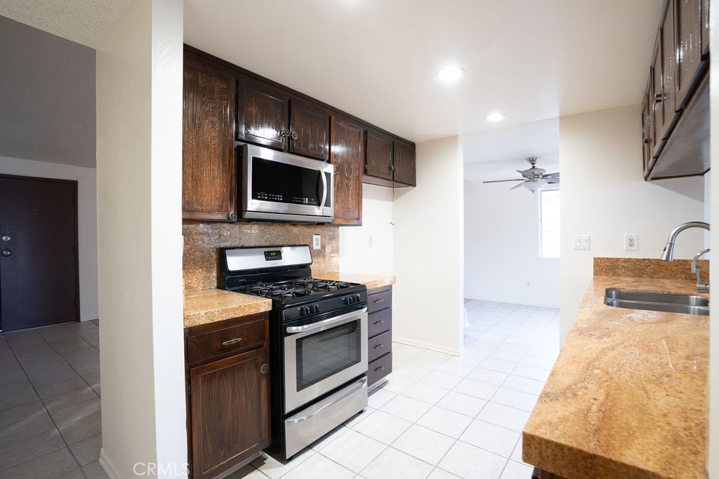 37406 3rd E Property Photo 13