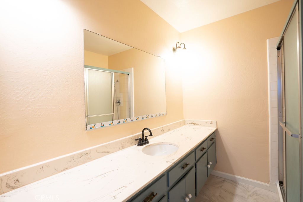 37406 3rd E Property Photo 28