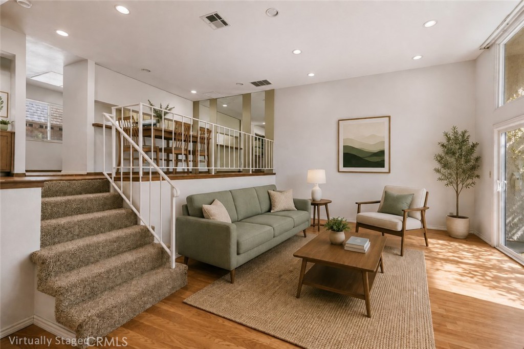 17943 Magnolia Boulevard 16 Property Photo 1