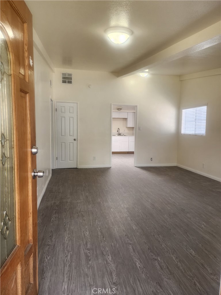 20340 Sherman Way Property Photo 10