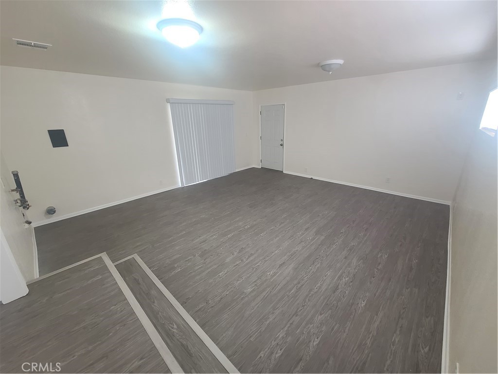 20340 Sherman Way Property Photo 16