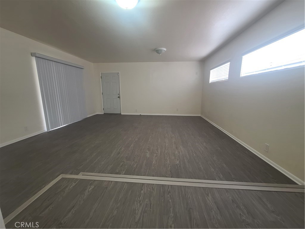 20340 Sherman Way Property Photo 17